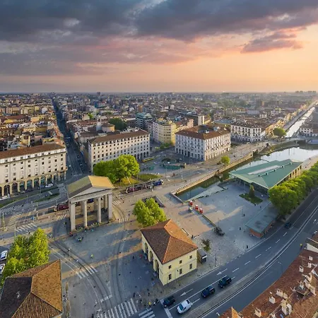 Duomo-navigli - With Wi-fi, Netflix, A-c Milano